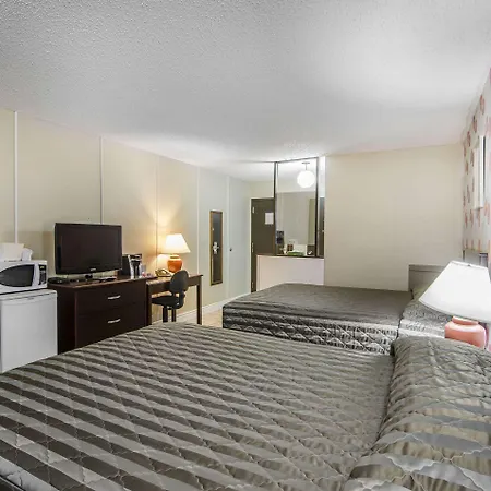 Econo Lodge Lloydminster Exterior photo